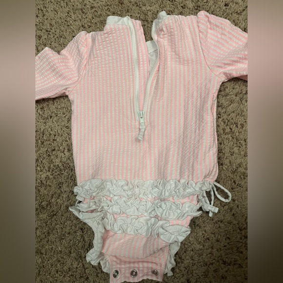 2 Caden Lane 2T Swimsuits - Picture 3 of 3